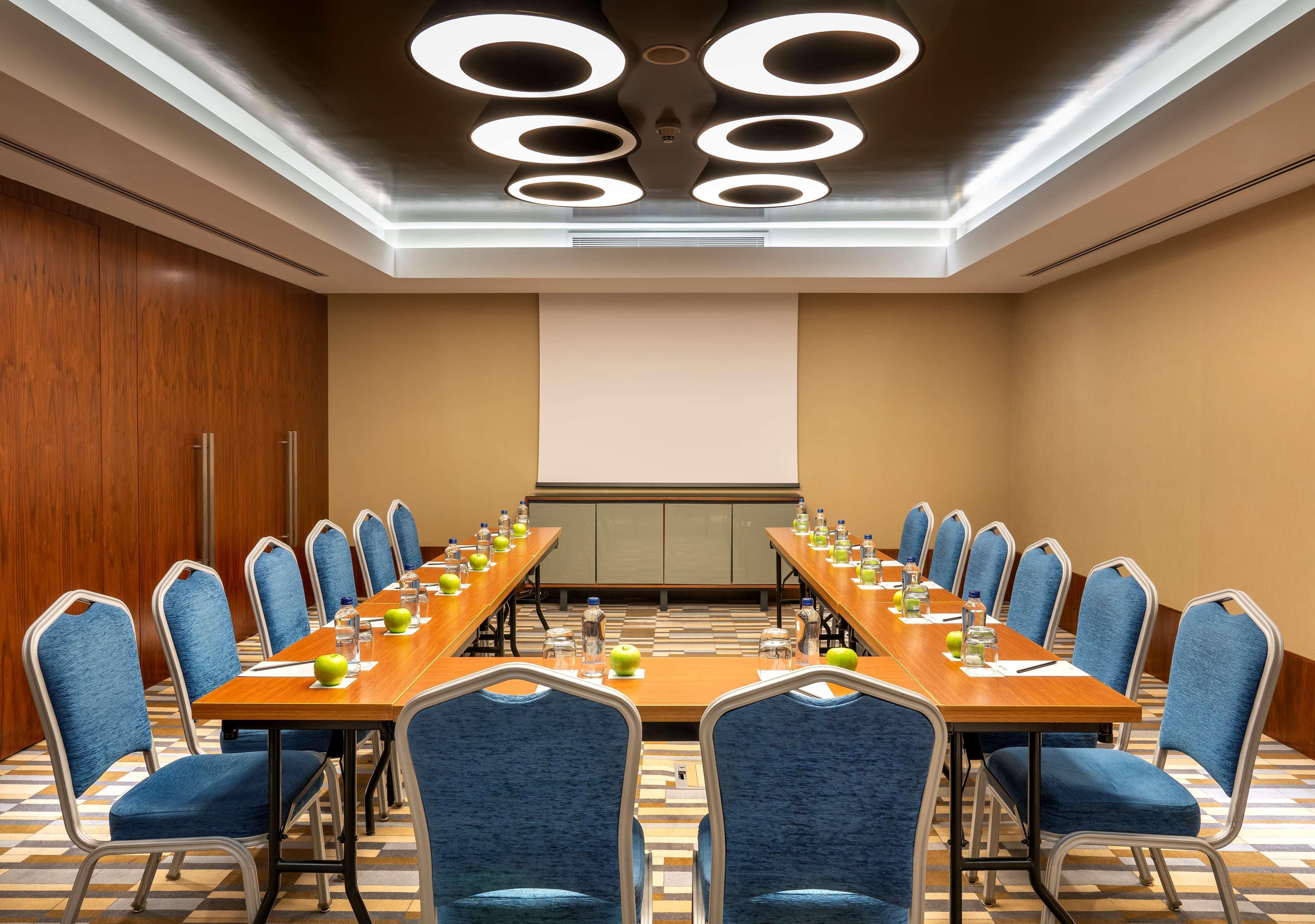 Radisson Blu Hotel Istanbul Asia Ngoại thất bức ảnh Meeting room