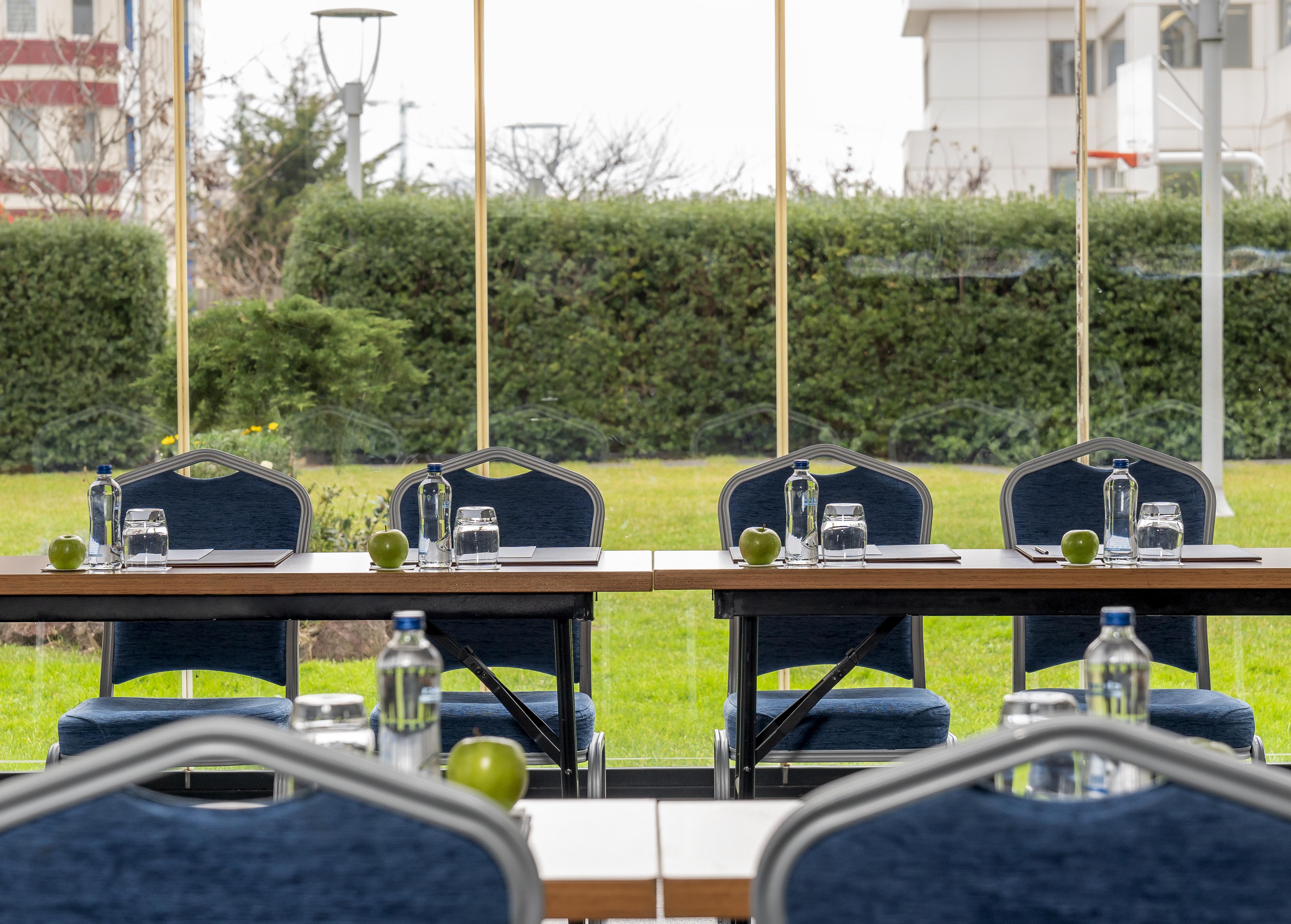 Radisson Blu Hotel Istanbul Asia Ngoại thất bức ảnh Meeting room