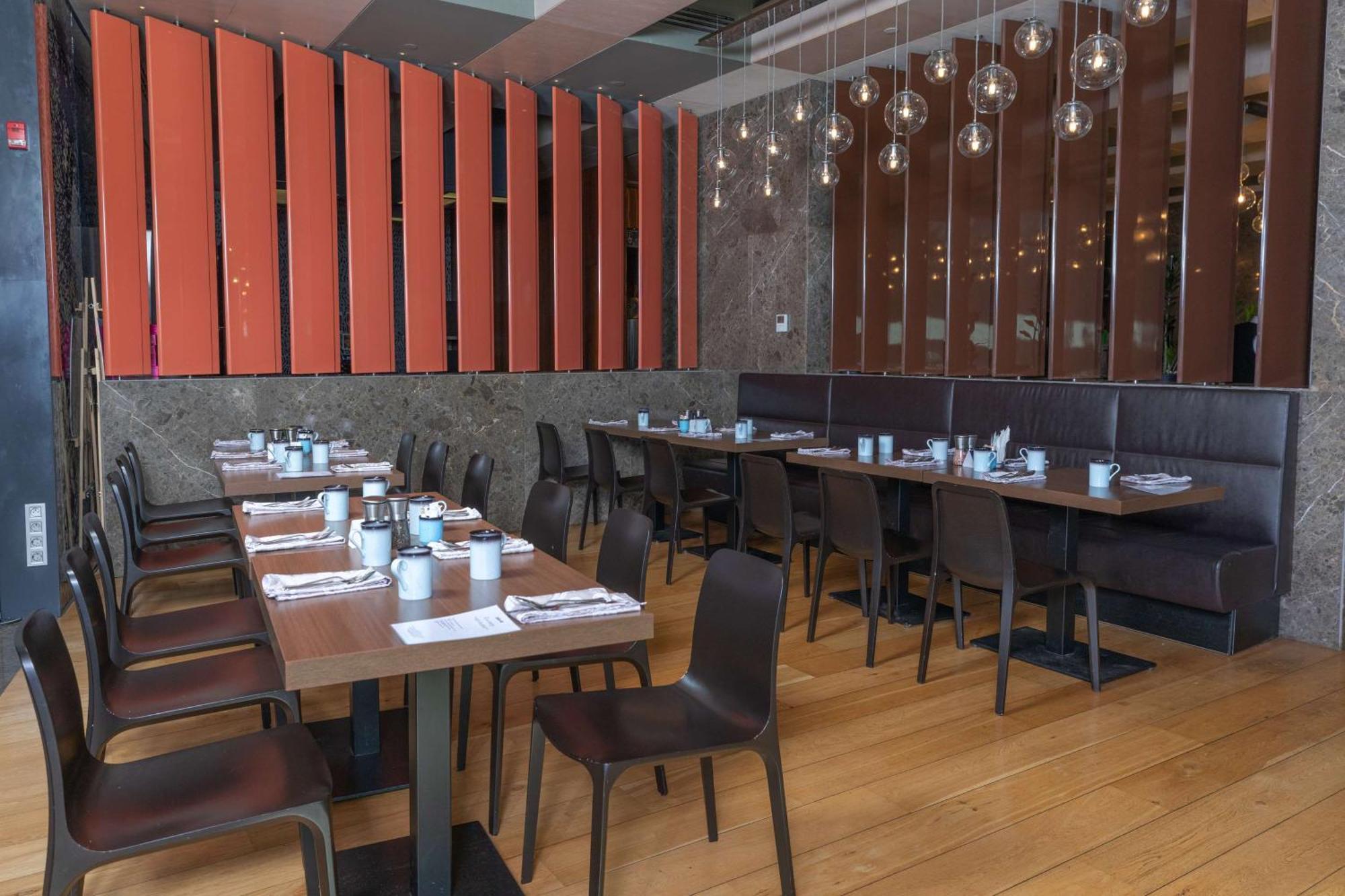 Radisson Blu Hotel Istanbul Asia Ngoại thất bức ảnh Interior of the restaurant