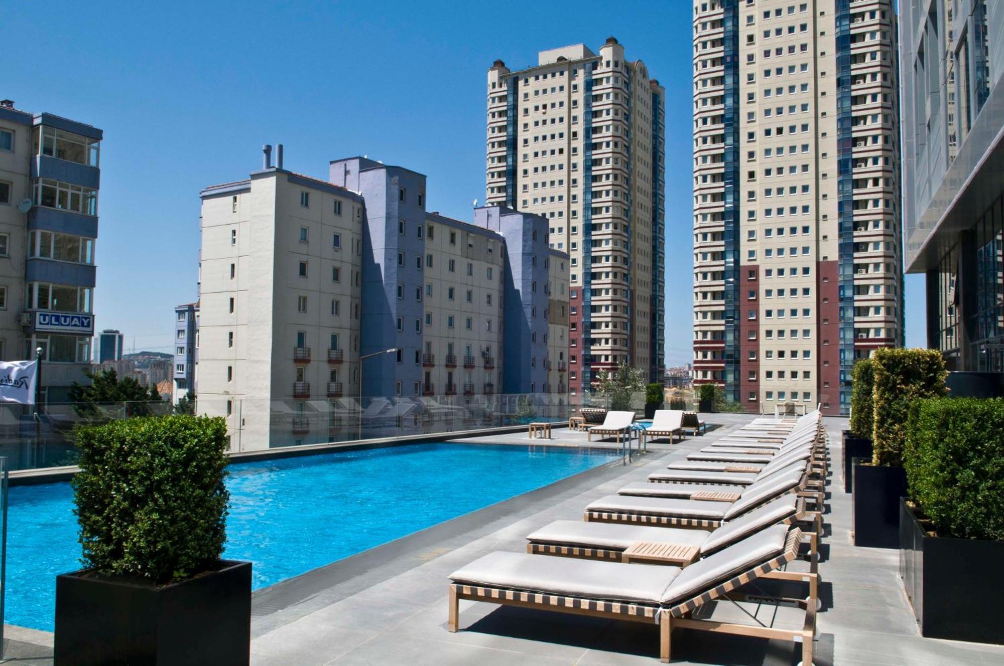 Radisson Blu Hotel Istanbul Asia Ngoại thất bức ảnh Skyline Residences